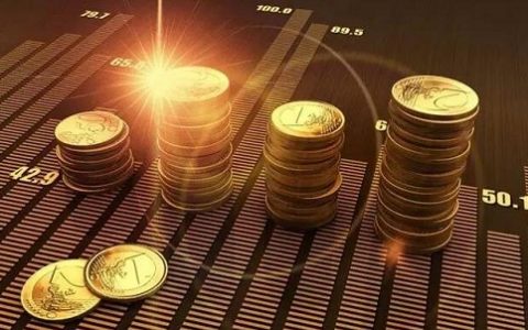 “黄金回收，旧金翻新”